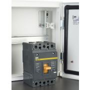 Выключатель автоматический 3п 200А 35кА ВА 88-35 KARAT IEK SVA30-3-0200