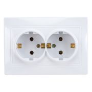 Розетка 2-м СП Plano 1-205-01 16А IP20 250В 2х2P+E Schuko бел. Intro Б0053915